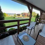 Apartament Zalesie *